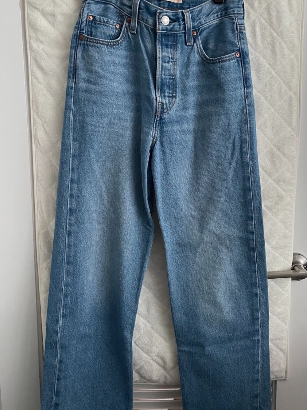 Levis Ribcage Straight Ankle Women's Jeans - In The Middle